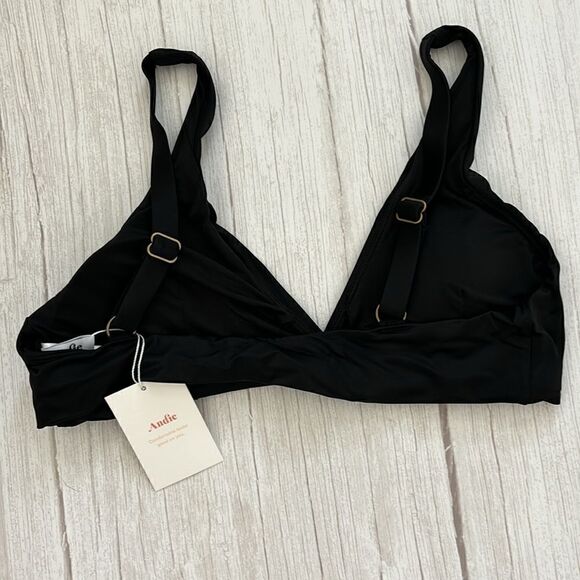 Andie Swim, The Belmar Top - Picture 4 of 8